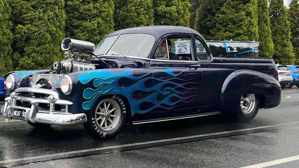 Mitchel Car With Coffin